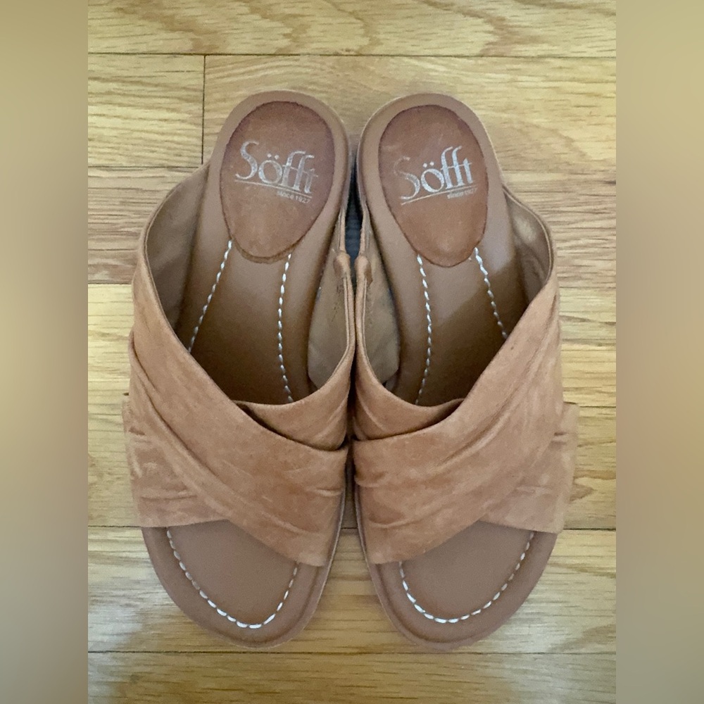 Sofft Women's Brown Suede Mules